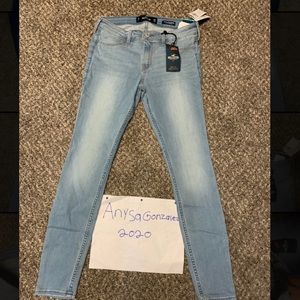 Hollister jeans